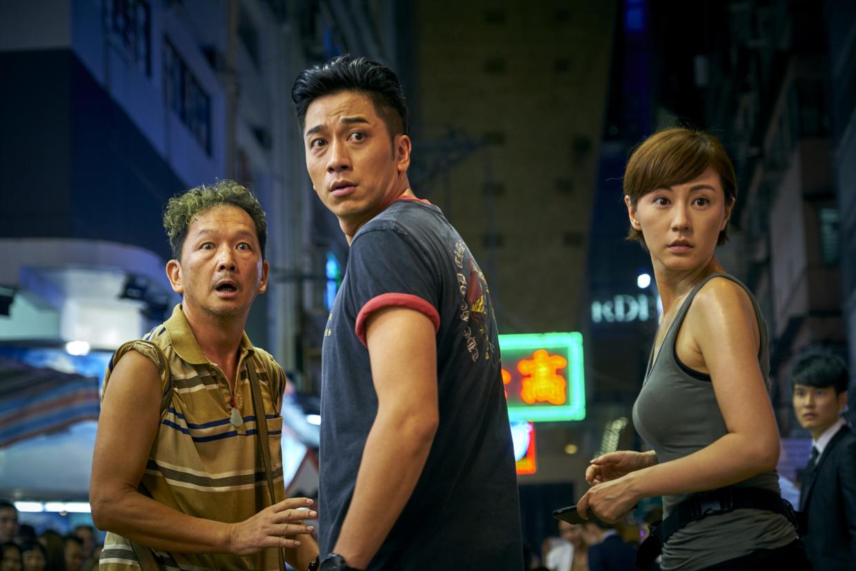 Ladies Market stars the late Liu Kai-chi (left) as Fai, Ron Ng as undercover cop Zihao and Annie Liu as truck driver Peiyi. (Photo: Shaw Organisation)