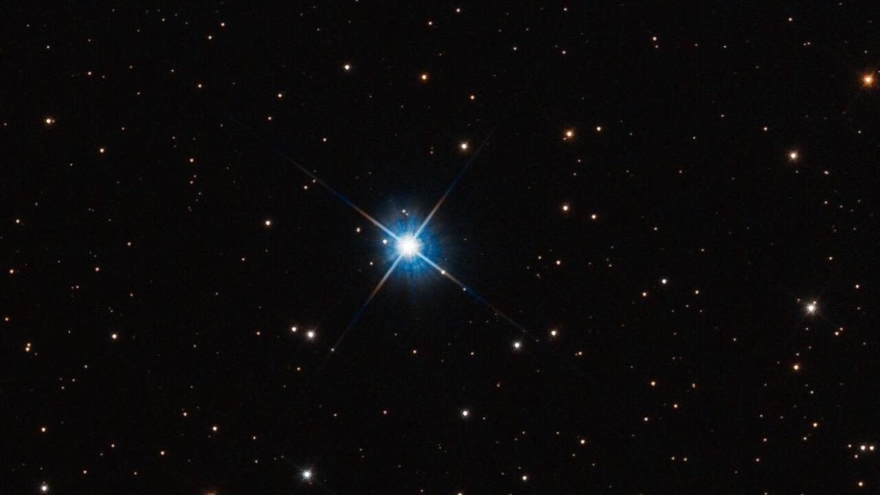  A Hubble Space Telescope image of a white dwarf star called LAWD 37. 