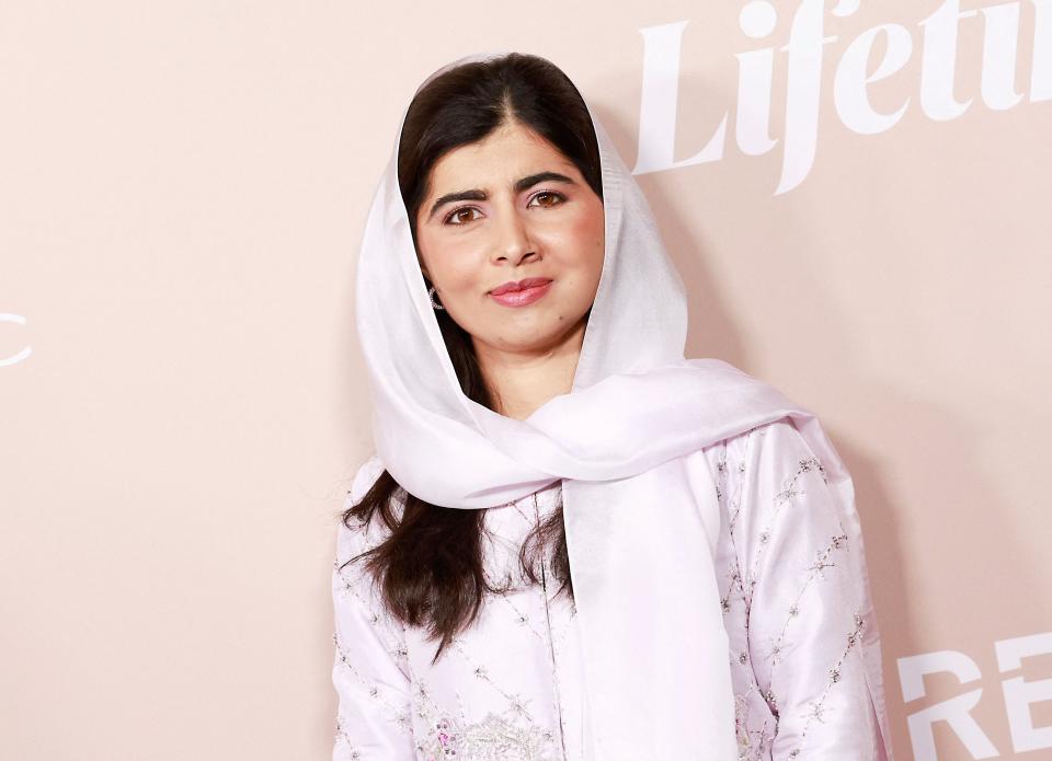 Pakistani education activist Malala Yousafzai arrives for the Variety Power of Women event at the Wallis Annenberg Center for the Performing Arts in Beverly Hills, California, on September 28, 2022. (Photo by Michael Tran / AFP) (Photo by MICHAEL TRAN/AFP via Getty Images) ORIG FILE ID: AFP_32KC3XF.jpg