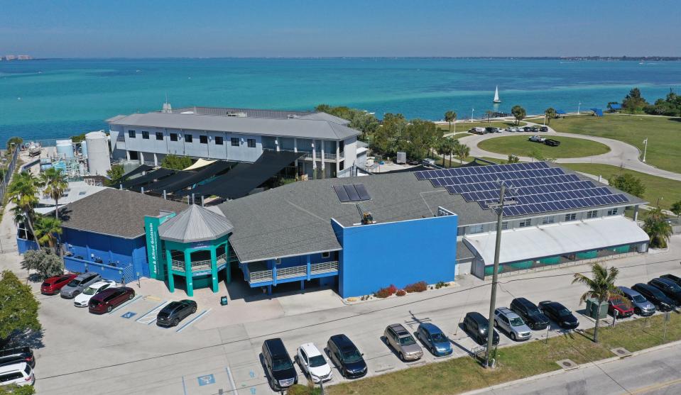 Mote Marine Laboratory's Ann & Alfred Goldstein, Marine Mammal Research & Rehabilitation Center.