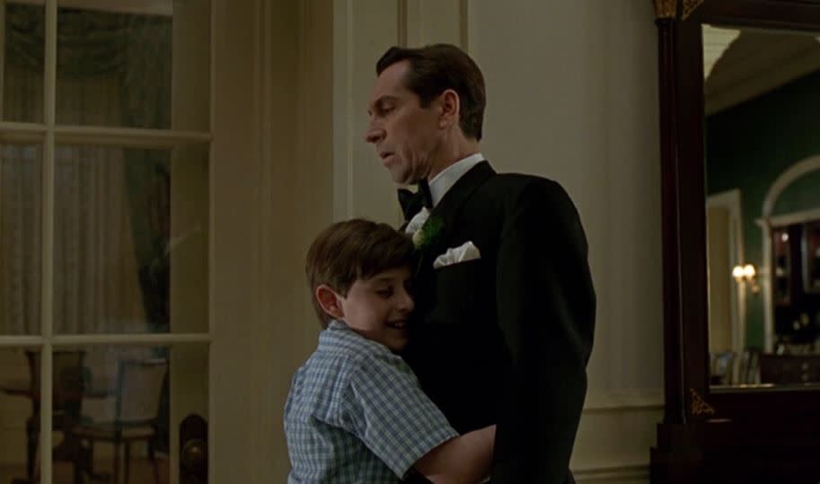 Alan’s father was played by Jonathan Hyde (TriStar)