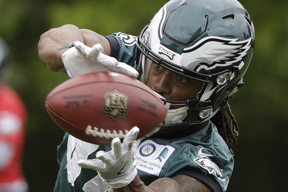 <p>Philadelphia Eagles’ Marcus Johnson catches a pass during an NFL football rookie minicamp at the team’s training facility in Philadelphia, May 12, 2017. (Photo: Matt Rourke/AP) </p>