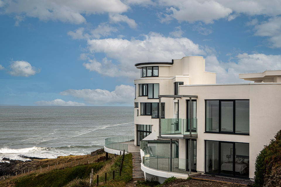 The Grand Designs episode revisited a lighthouse in Devon. (Channel 4)