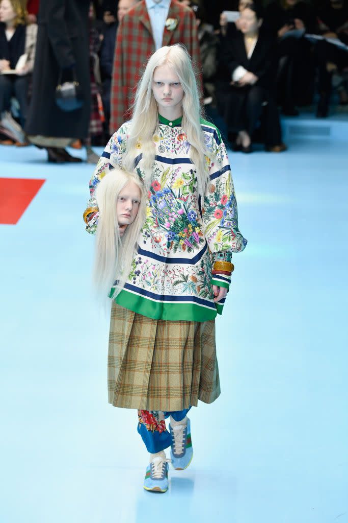 Ein Model bei der Gucci Herbst 2018 Modenschau. (Bild: Getty Images)