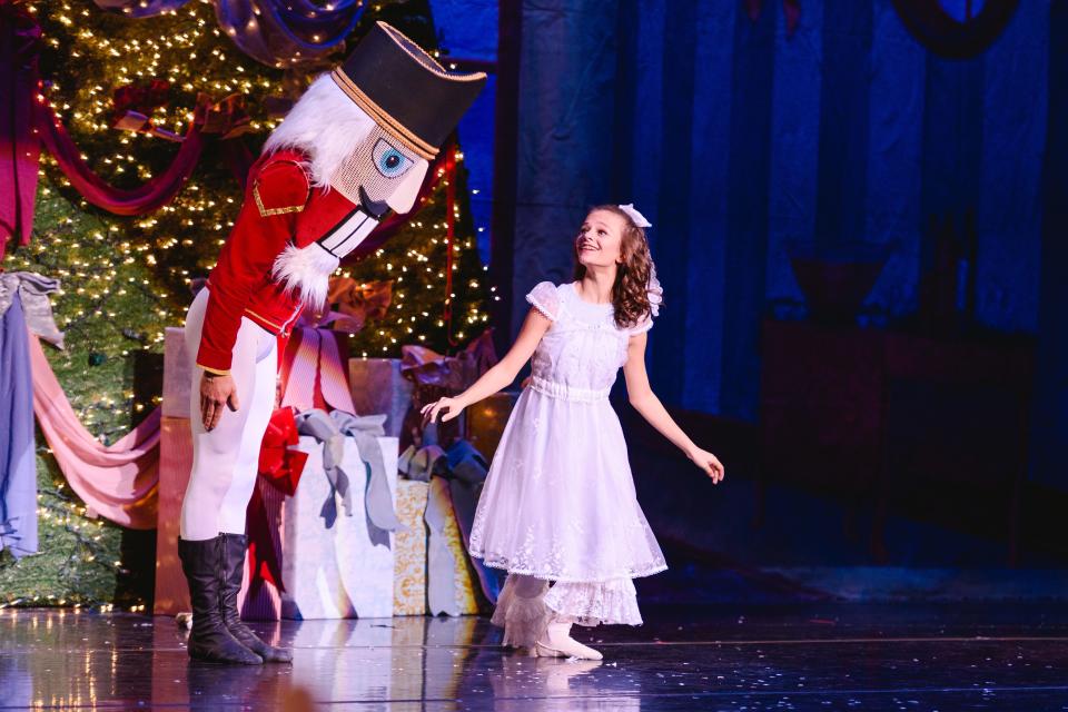 New Albany Ballet Company will present "The Nutcracker."