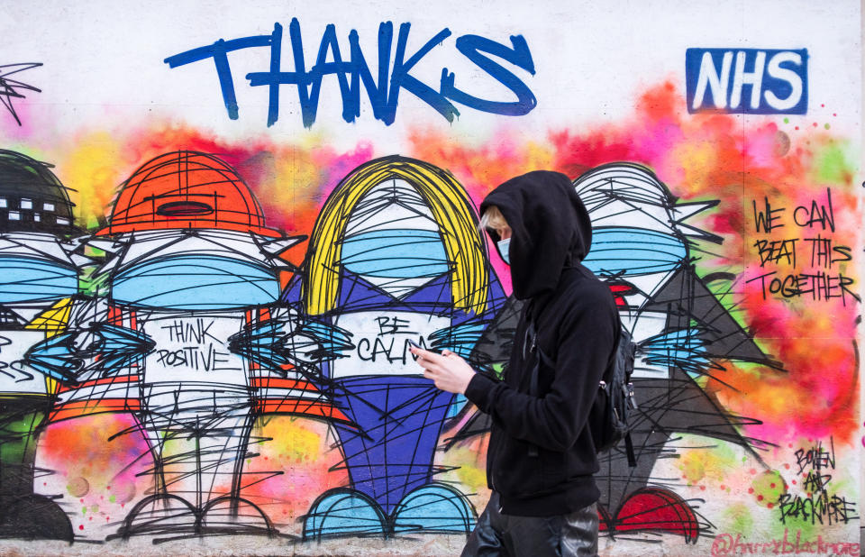 LONDON, UNITED KINGDOM - 2021/01/17: A 'Thanks NHS' graffiti seen in London. (Photo by May James/SOPA Images/LightRocket via Getty Images)