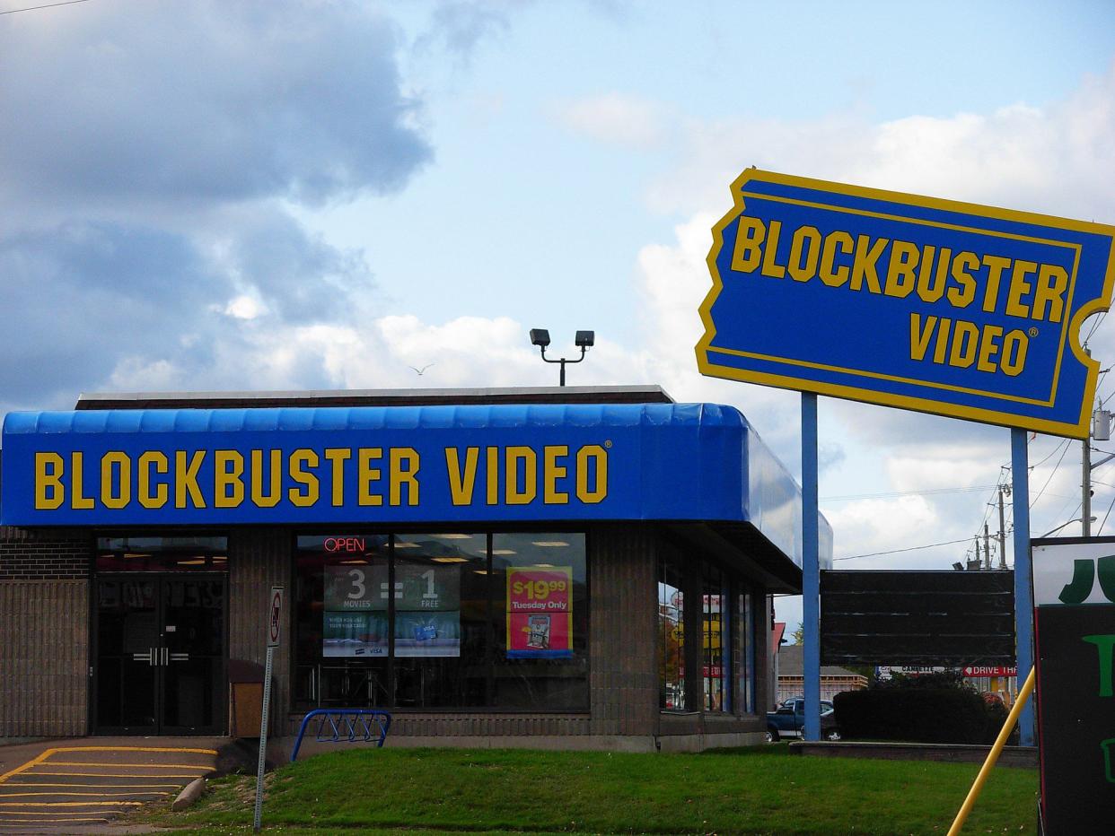 A Blockbuster store in Moncton, New Brunswick, Canada, which featured the 1985–1997 logo