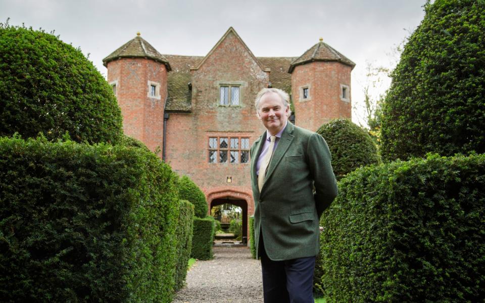 William Cash and his stately home near Bridgnorth, Shropshire - Andrew Fox