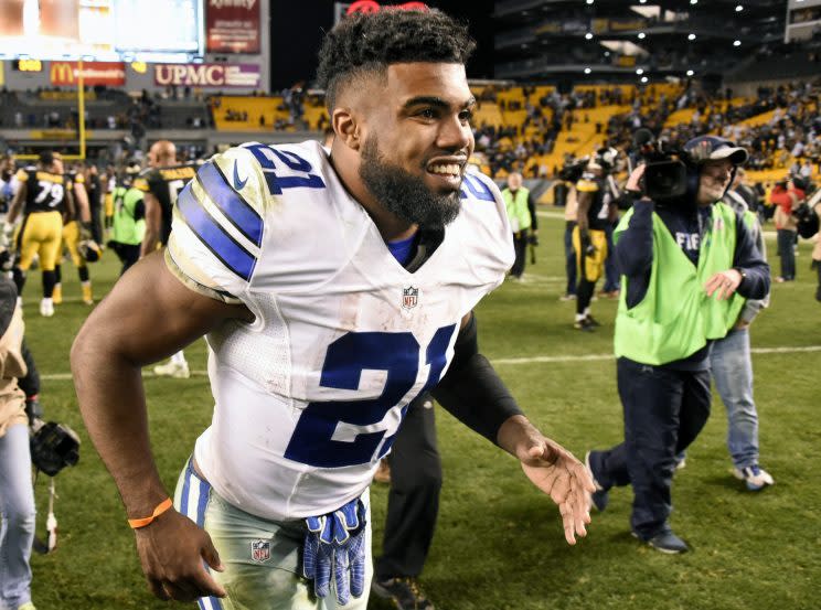 Ezekiel Elliott had his phone records turned over to NFL investigators in his domestic violence case. (AP)