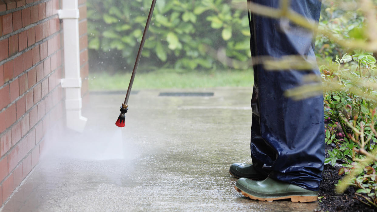  What to do when your pressure washer won't build pressure 