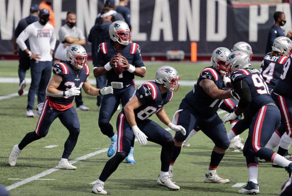 FOXBOROUGH, MA - SEPTEMBER 27: New England Patriots quarterback Cam Newton (1) drops back to pass before a game between the New England Patriots and the Las Vegas Raiders on September 27, 2020, at Gillette Stadium in Foxborough, Massachusetts. (Photo by Fred Kfoury III/Icon Sportswire via Getty Images)