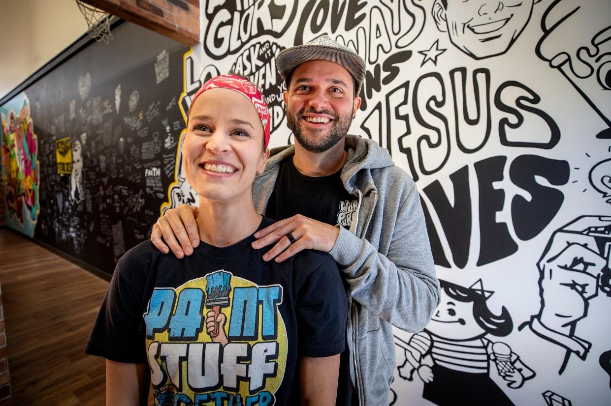 Travis Settineri and his wife, Amber, operate the nonprofit Worth and Purpose, which focuses on helping homeless and needy people in Lakeland. Travis started last year by shooting videos of himself giving away cash, and his YouTube channel, Travis Doodles, now has 3.8 million followers.