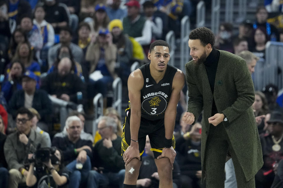 金州勇士Jordan Poole、Stephen Curry。(AP Photo/Godofredo A. Vásquez)