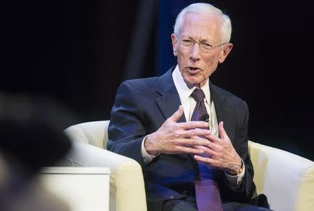 U.S. Federal Reserve Vice Chair Stanley Fischer participates in a discussion on the global economy during the World Bank/IMF Annual Meeting in Washington October 9, 2014. REUTERS/Joshua Roberts