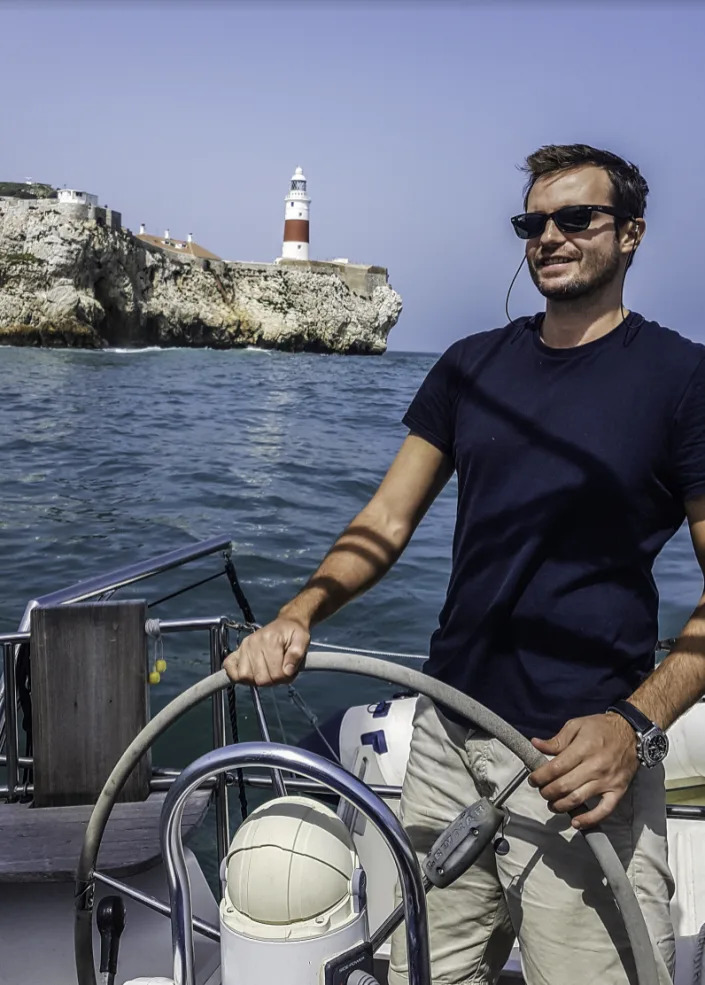 Registro de Max chegando no Gibraltar (Foto: Arquivo pessoal)