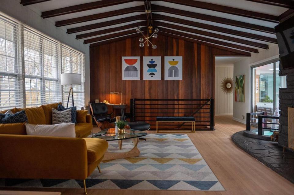 The main living room of the Elvis Retreat House in Independence is decorated with mid-century modern furnishings true to the era of the house built in 1955.