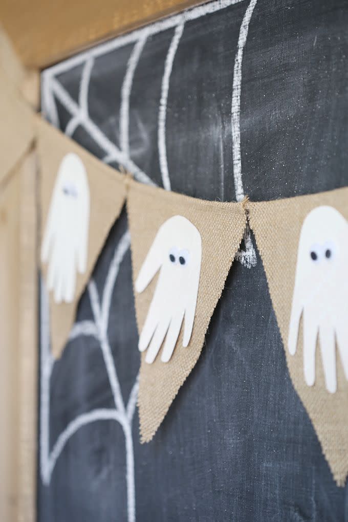 Make a Wonderfully Wicked Halloween Decoration