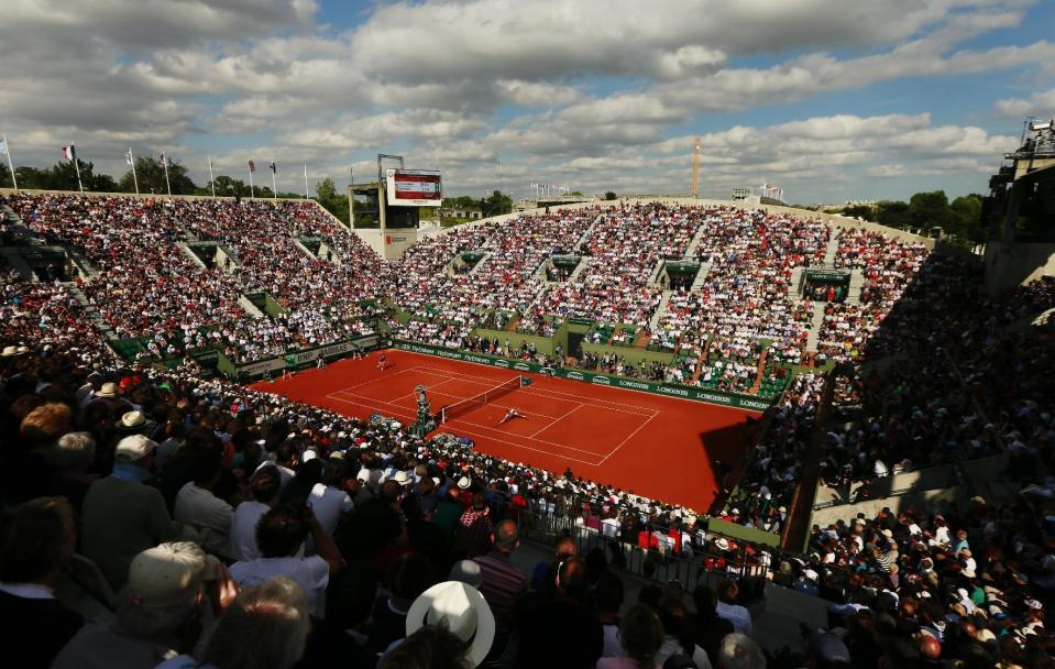 Tennis - French Open - Roland Garros, Paris, France - 2/6/15 General view of the Suzanne Lenglen court Action Images via Reuters / Jason Cairnduff Livepic