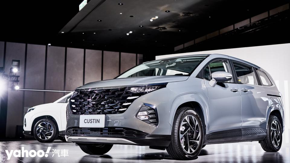 2022年式Hyundai Custin GLT-B VIP