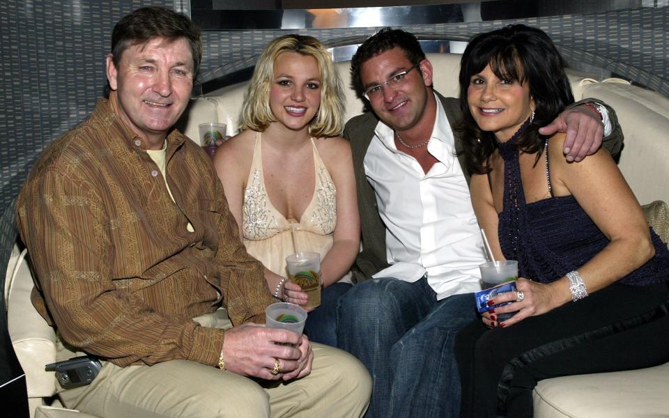 Singer Britney Spears and father Jamie, brother Bryan and mother Lynne - Chris Farina/Corbis via Getty Images