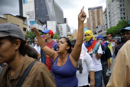 Opposition supporters rally against President Nicolas Maduro in Caracas, Venezuela May 24, 2017. REUTERS/Carlos Barria