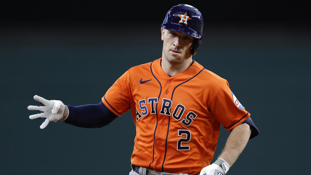 Could Astros star Alex Bregman be a solution to the Blue Jays' third-base  conundrum? - Yahoo Sports