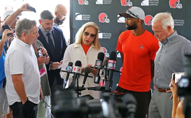 Browns owners Jimmy and Dee Haslam on Deshaun Watson, expectations, stadium  and Bucks : r/Browns