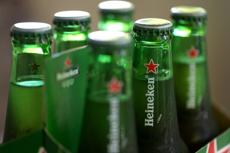 Der niederländische Brauereikonzern Heineken hat in den ersten Monaten dieses Jahres deutlich mehr Bier verkauft. Der Absatz stieg im Vorjahresvergleich um 4,7 Prozent. (JUSTIN SULLIVAN)