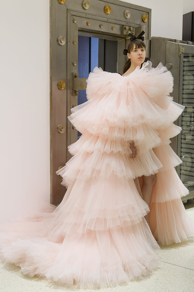 Giambattista Valli, haute couture fall 2022 - Credit: Dominique Maître/WWD