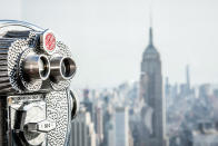 <p>Desde Central Park al Empire State pasando por la pista de patinaje del Rockefeller Center, Nueva York tiene un sinfín de lugares románticos para hacerle la pregunta más importante a tu pareja. (Foto: Pixabay / <a rel="nofollow noopener" href="https://pixabay.com/photos/usa-new-york-manhattan-view-1778524/" target="_blank" data-ylk="slk:wiggijo;elm:context_link;itc:0;sec:content-canvas" class="link ">wiggijo</a>). </p>