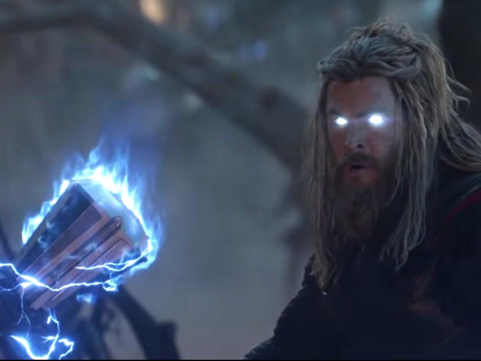 avengers endgame thor stormbreaker lightning