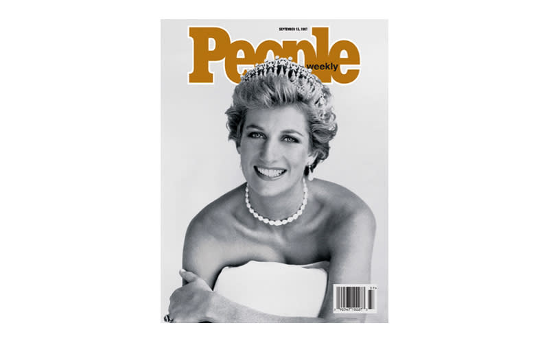 <p>Zum Gedenken an die verstorbene Prinzessin Diana brachte das People-Magazin 1997 das Foto einer lächelnden Diana auf die Titelseite. [Foto: People] </p>