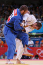 LONDON, ENGLAND - JULY 31: Antoine Valois-Fortier of Canada competes wih Travis Stevens of the United States in the Men's -81 kg Judo on Day 4 of the London 2012 Olympic Games at ExCeL on July 31, 2012 in London, England. (Photo by Quinn Rooney/Getty Images)