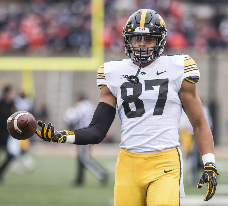 Iowa tight end Noah Fant is a gifted pass catcher. (AP Photo)