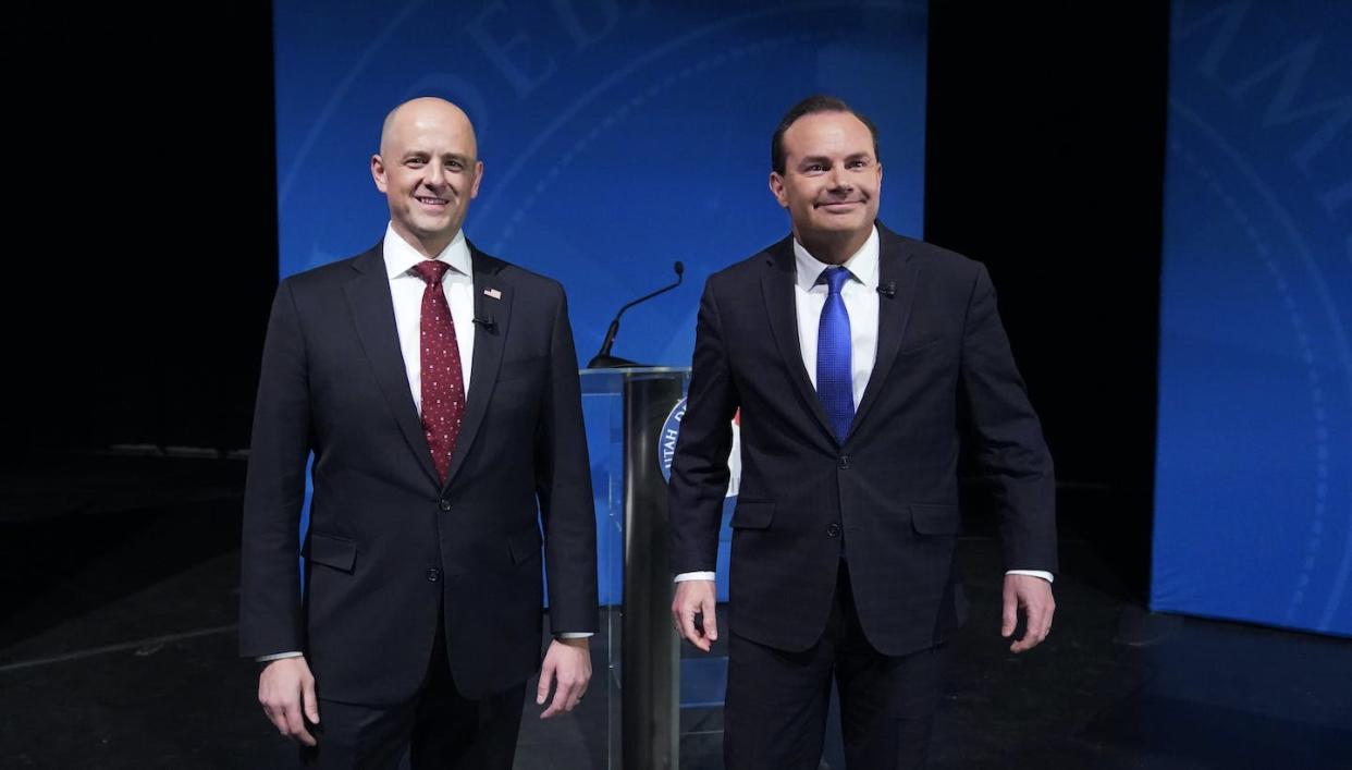 Utah Sen. Mike Lee, right, and his challenger Evan McMullin before their debate Oct. 17, 2022. <a href="https://newsroom.ap.org/detail/Election2022SenateUtah/abf9316077f54ba9b10c76472d688fa0/photo?Query=mcmullin&mediaType=photo&sortBy=arrivaldatetime:desc&dateRange=Anytime&totalCount=154&currentItemNo=2" rel="nofollow noopener" target="_blank" data-ylk="slk:AP Photo/Rick Bowmer;elm:context_link;itc:0;sec:content-canvas" class="link ">AP Photo/Rick Bowmer</a>