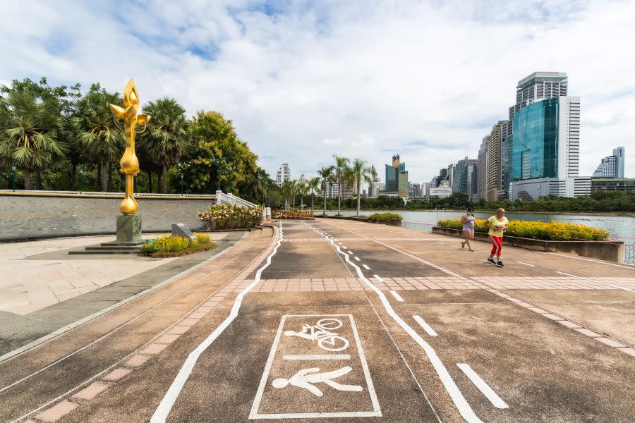 曼谷旅遊4大食玩買新景點！拉差達火車夜市變文青夜市/森林公園/河畔文青藝墟市集