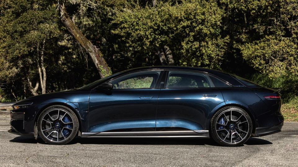 2024 lucid air