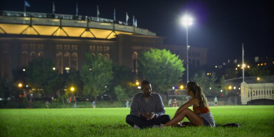 Players. (L-R) Damon Wayans Jr. as Adam and Gina Rodriguez as Mack in Players. Cr. Netflix ©2023.