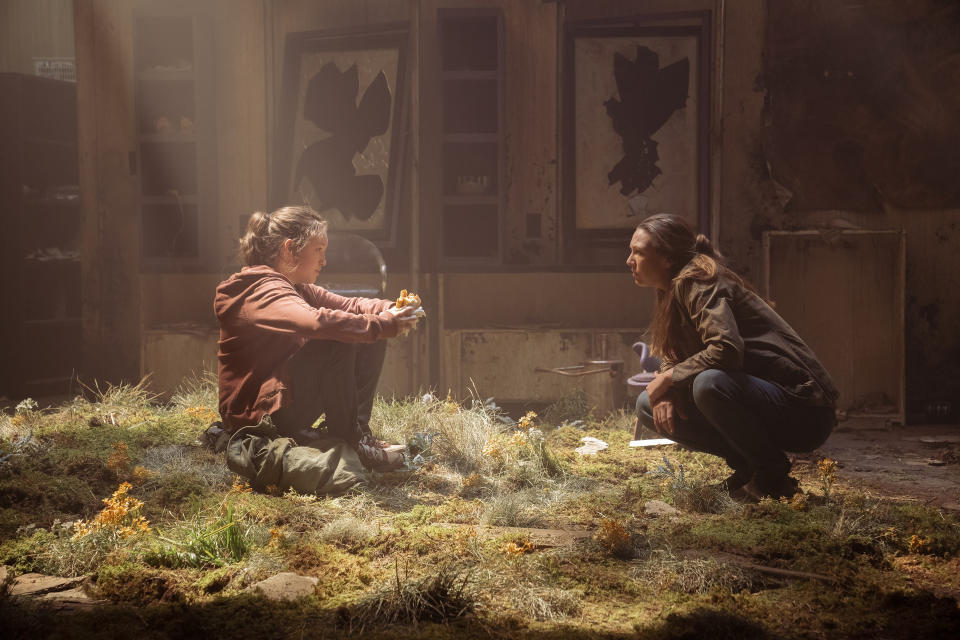 Bella Ramsey and Anna Torv in The Last of Us. (Photo: Courtesy of HBO)                            