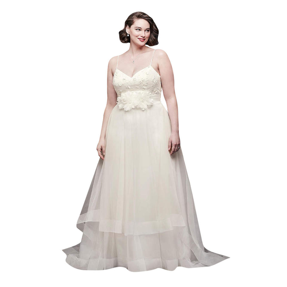 3D Floral Bodice Tulle Plus Size Wedding Dress