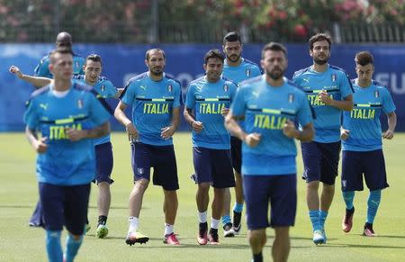 Football Soccer - Euro 2016 - Italy Training - Domaine de Grammont, Montpellier, France - 29/6/2016 - Italy's players during training. REUTERS/Yves Herman