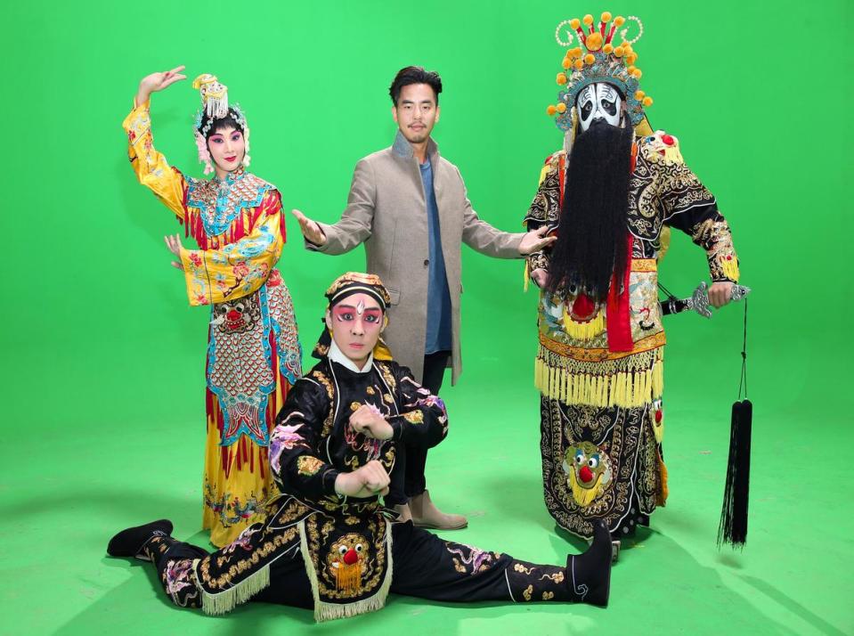 柯有倫找來京劇演員合作，將推出搖滾中國風歌曲〈我問天〉的MV。（種子音樂提供）