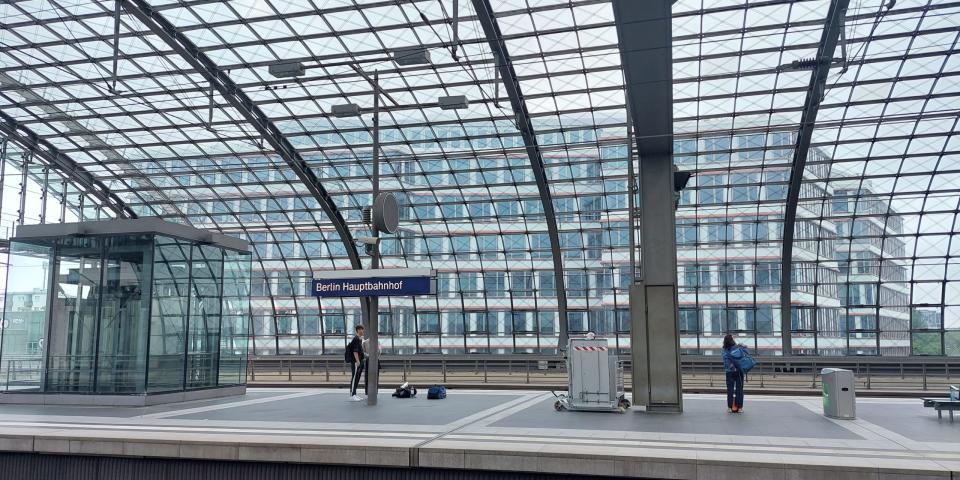 Mein Schlafwagenzug verkehrte zwischen dem Bahnhof Brüssel Midi/Zuid und dem Berliner Hauptbahnhof. - Copyright: Grace Dean/Insider