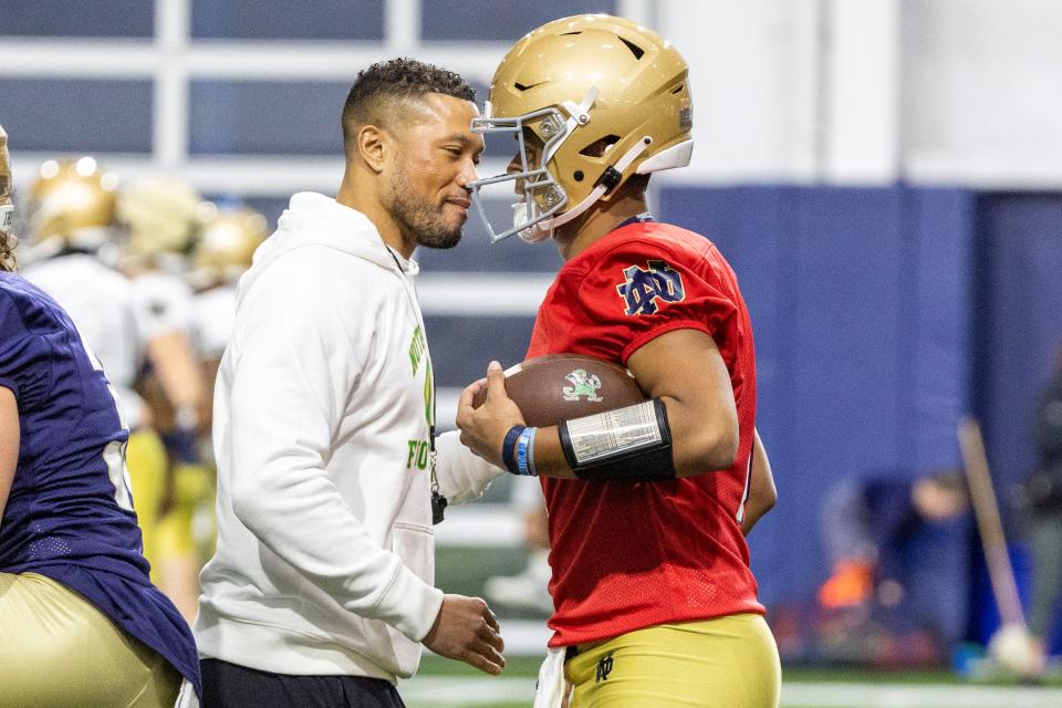 Notre Dame Football 2024 Outlook Quarterbacks (1.0) Yahoo Sports