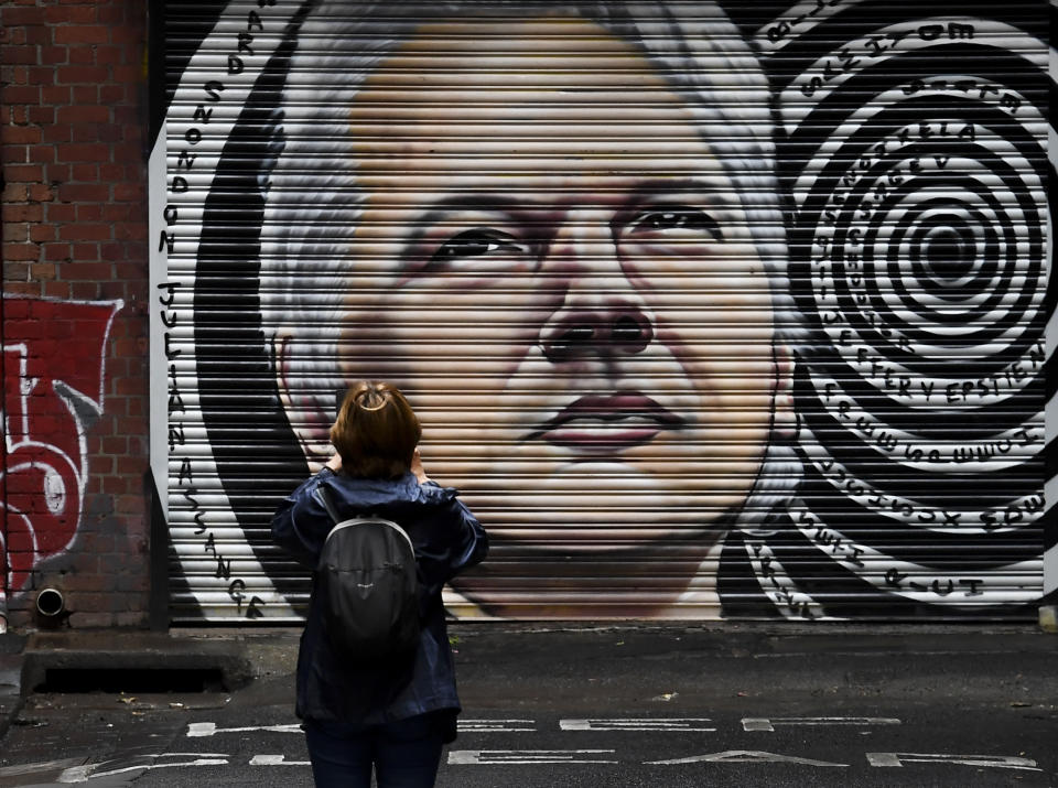 TOPSHOT-AUSTRALIA-BRITAIN-US-COURT-ASSANGE-EXTRADITION