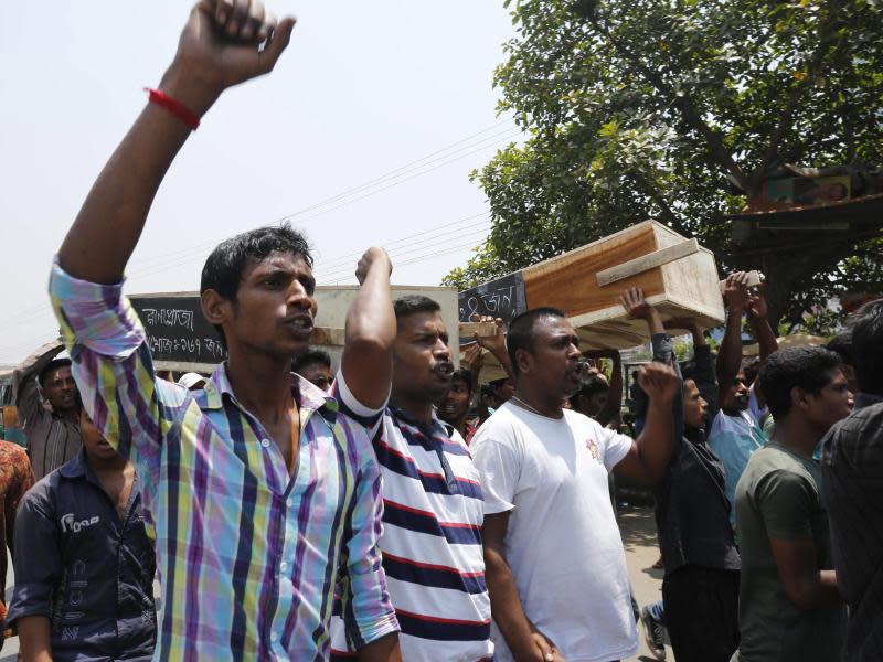 Teilnehmer eines Protestzuges in der Hauptstadt von Bangladesch, Dhaka. Foto: Abir Abdullah