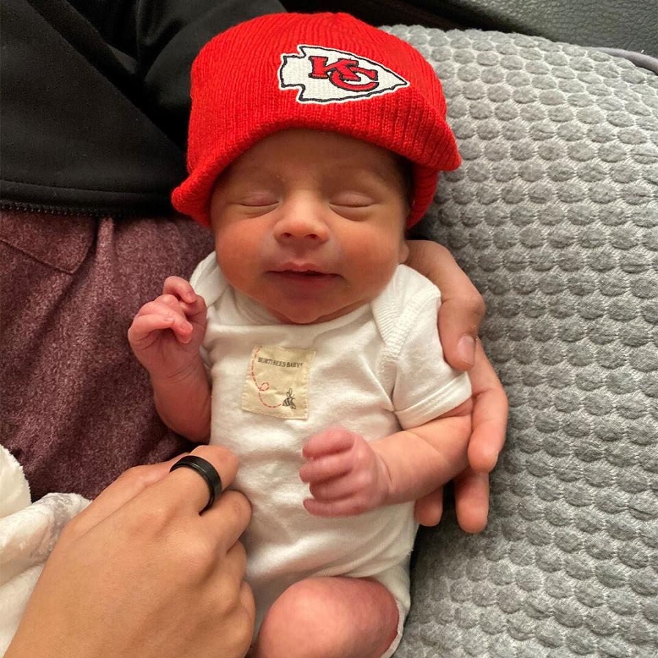 NICU Babies in Kansas City Celebrate Chiefs' Win!