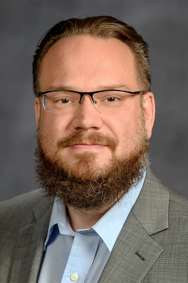 Dr. Jay Hinnenkamp, assistant psychology professor