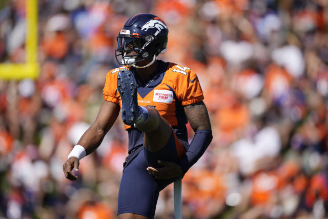 Denver Broncos wide receiver Tim Patrick (81) against the New York Jets  during the first half of an NFL football game, Sunday, Sept. 26, 2021, in  Denver. (AP Photo/David Zalubowski Stock Photo - Alamy