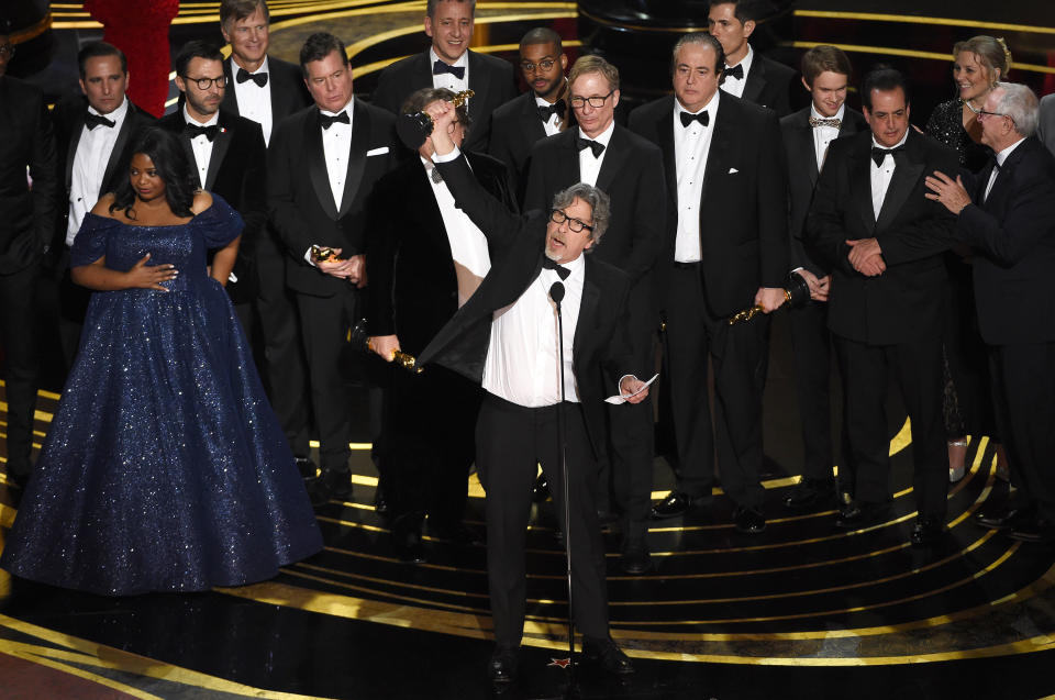 Peter Farrelly accepting Best Picture at the Oscars. (Photo: Chris Pizzello/Invision/AP)